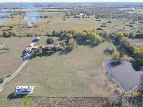 851 Private Road 459 Trenton TX 75490