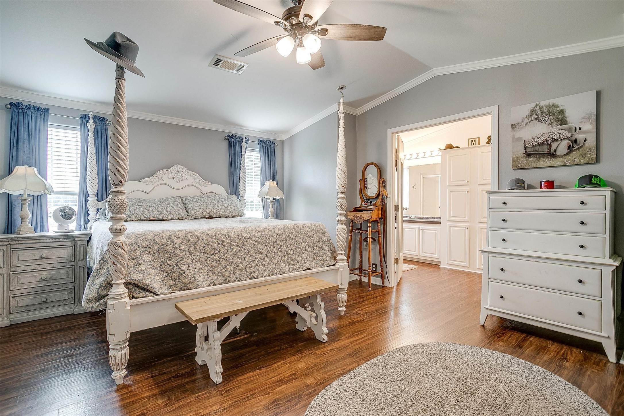 421 Red Bluff Circle Millsap TX 76066