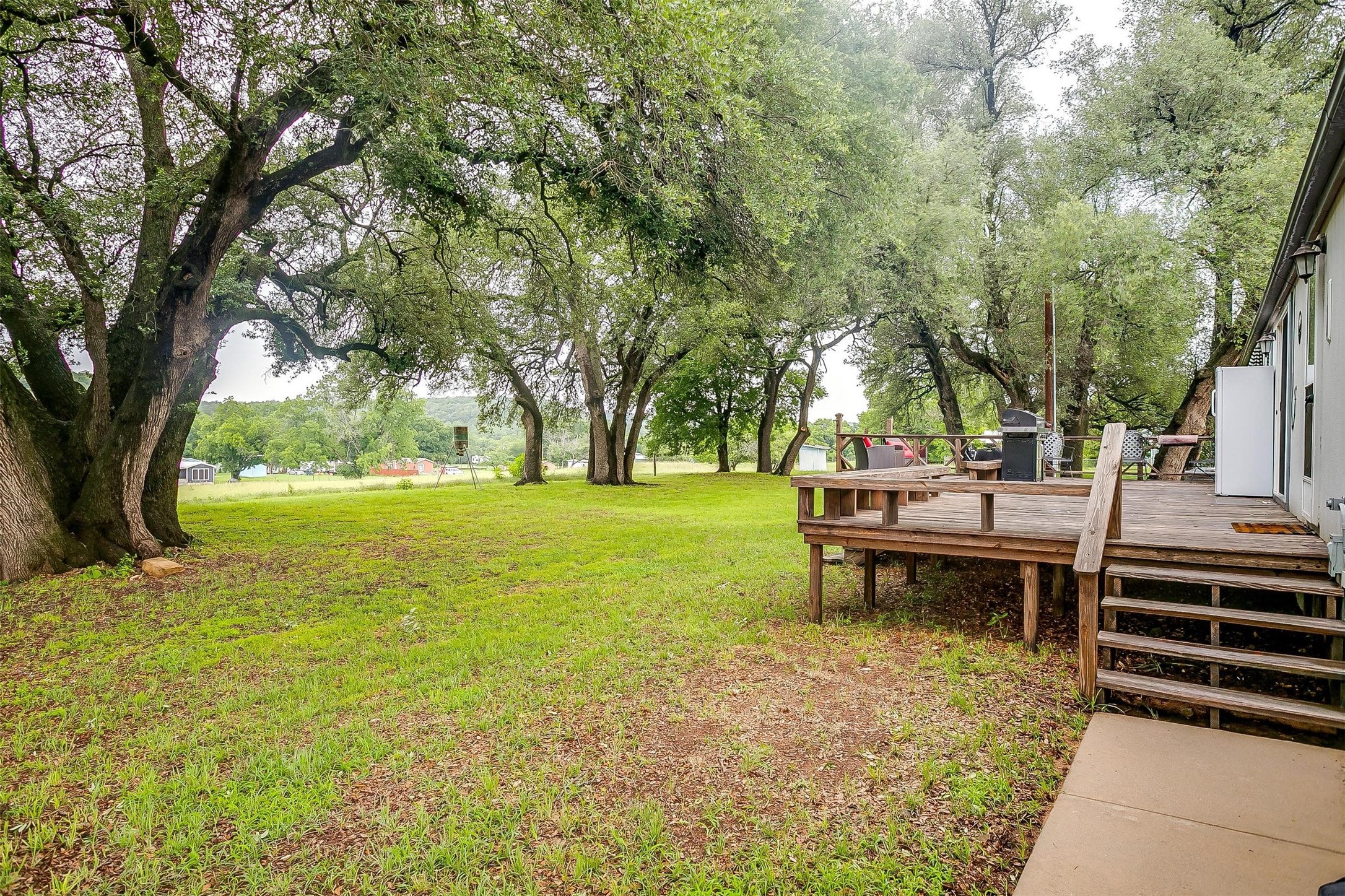 421 Red Bluff Circle Millsap TX 76066