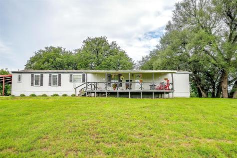 421 Red Bluff Circle Millsap TX 76066