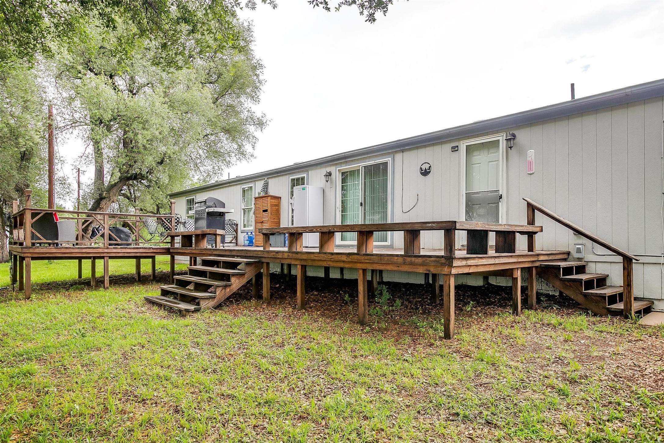 421 Red Bluff Circle Millsap TX 76066