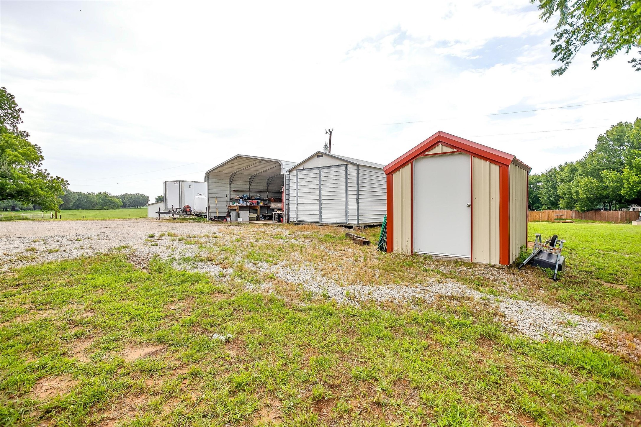 421 Red Bluff Circle Millsap TX 76066