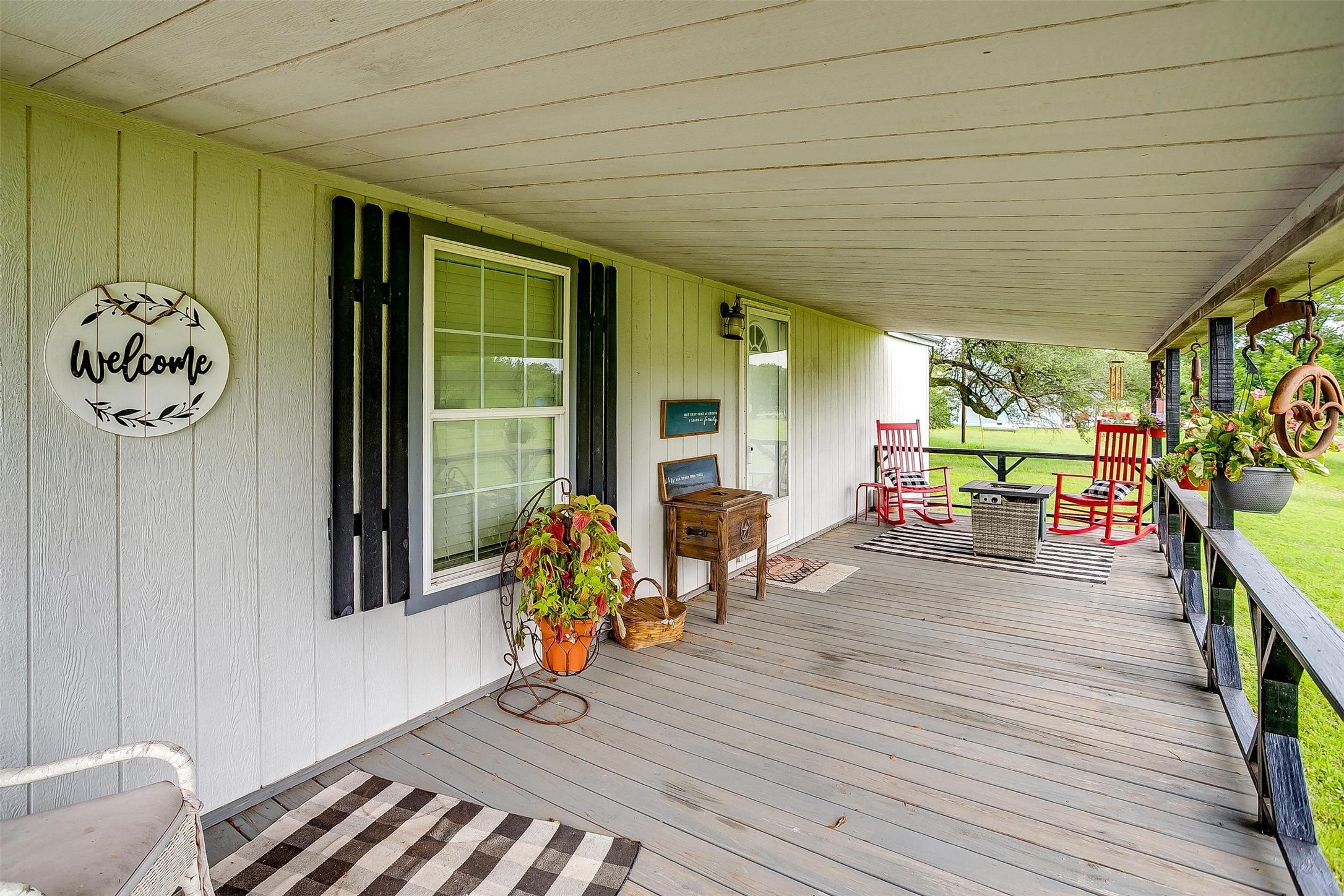 421 Red Bluff Circle Millsap TX 76066