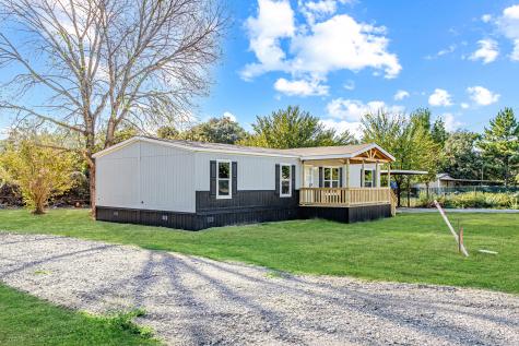 123 Kelly Court Azle TX 76020