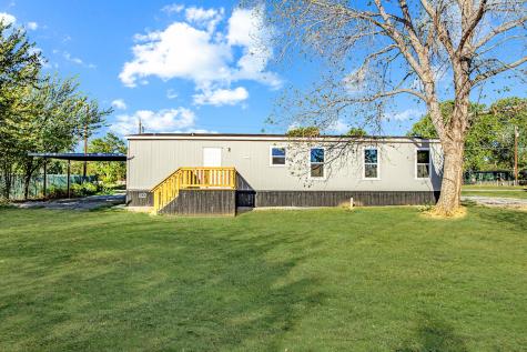 123 Kelly Court Azle TX 76020