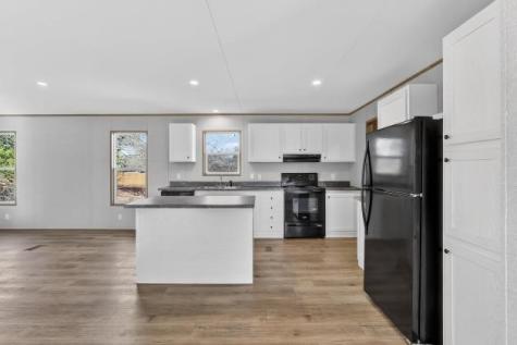 123 Kelly Court Azle TX 76020