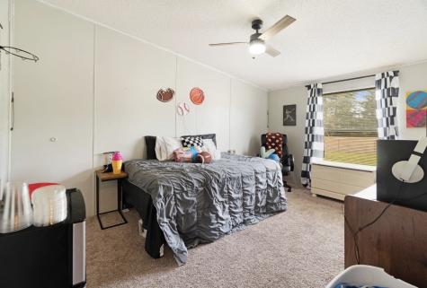 81 County Road 44880 Blossom TX 75416