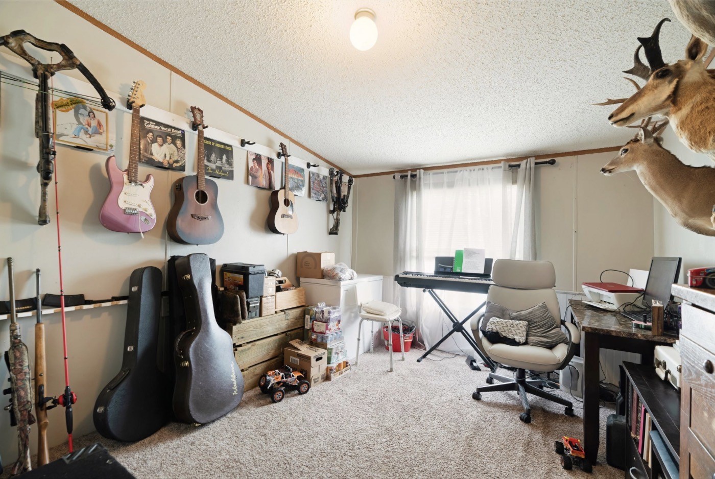 81 County Road 44880 Blossom TX 75416