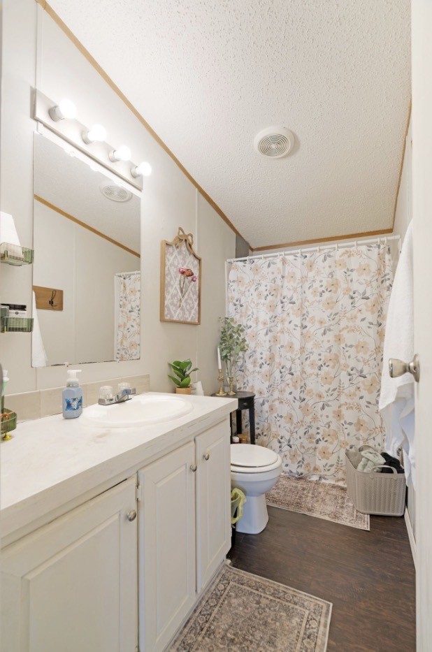 81 County Road 44880 Blossom TX 75416