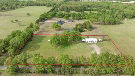 81 County Road 44880 Blossom TX 75416