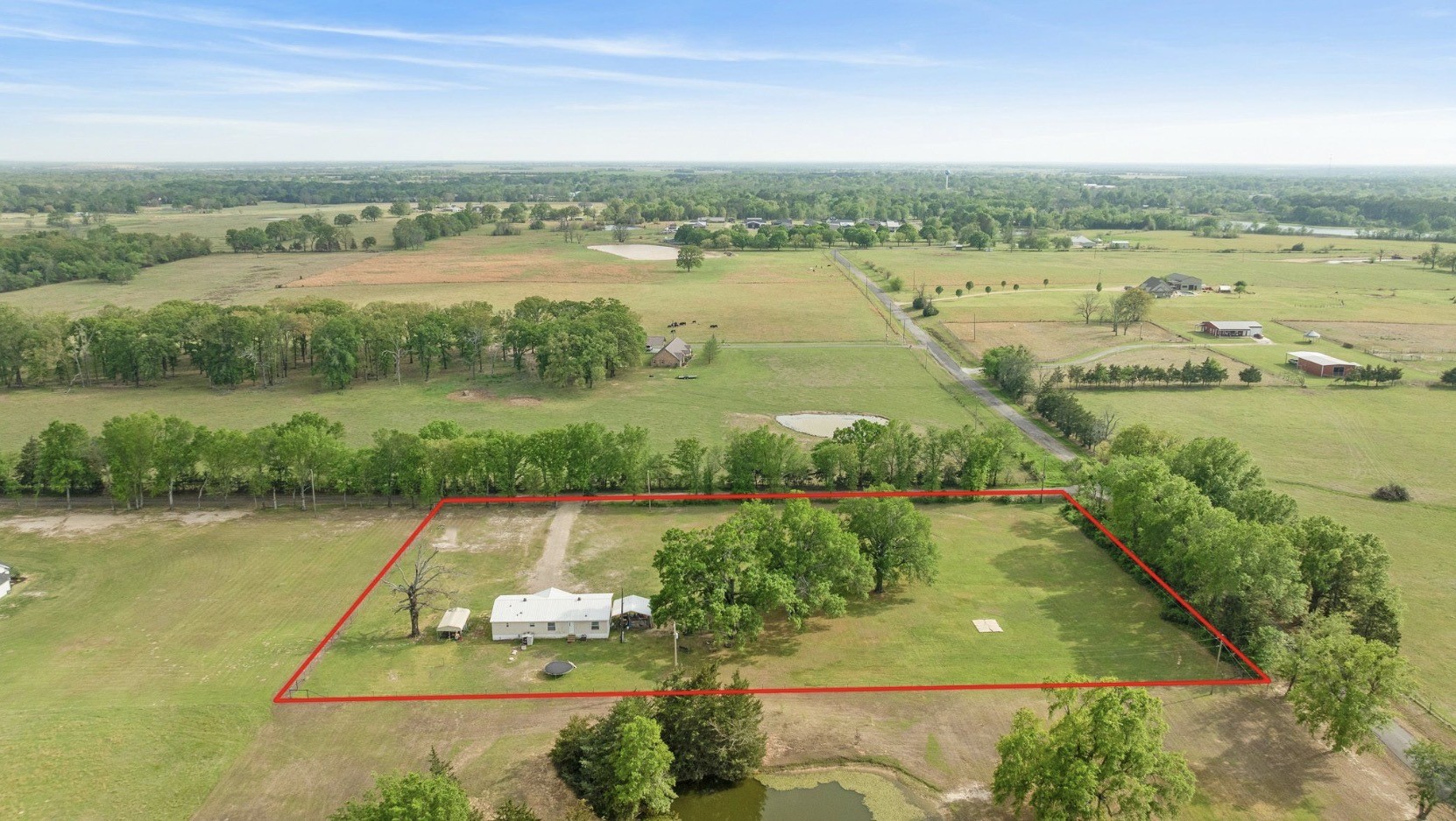 81 County Road 44880 Blossom TX 75416