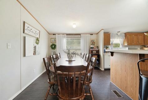 81 County Road 44880 Blossom TX 75416