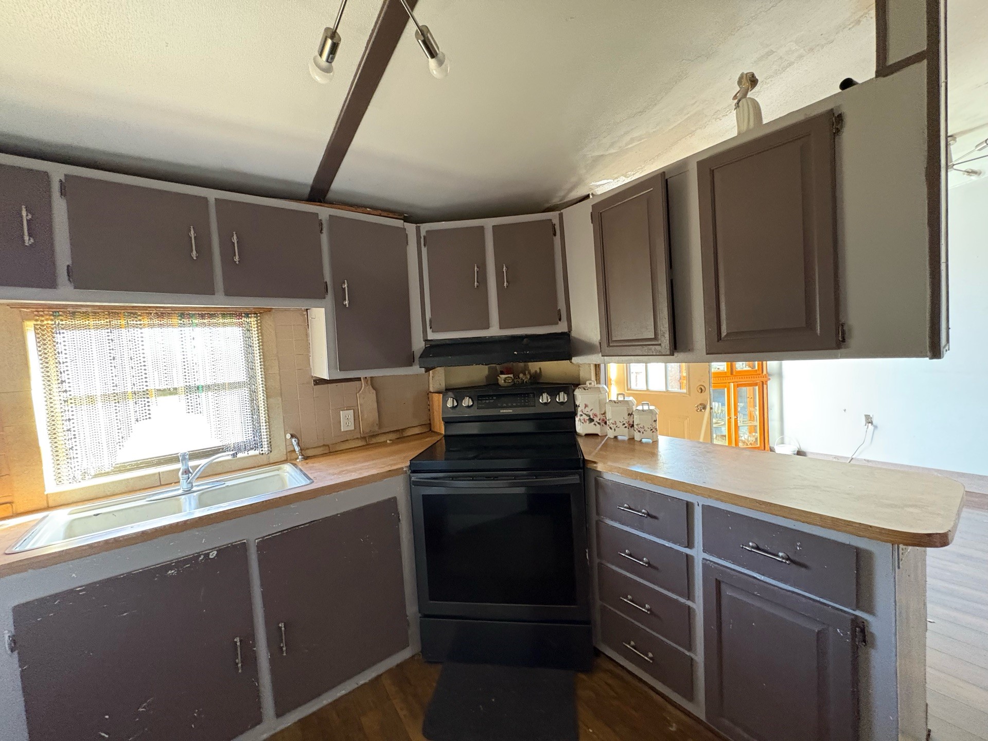 2213 Pedernales Court Granbury TX 76048