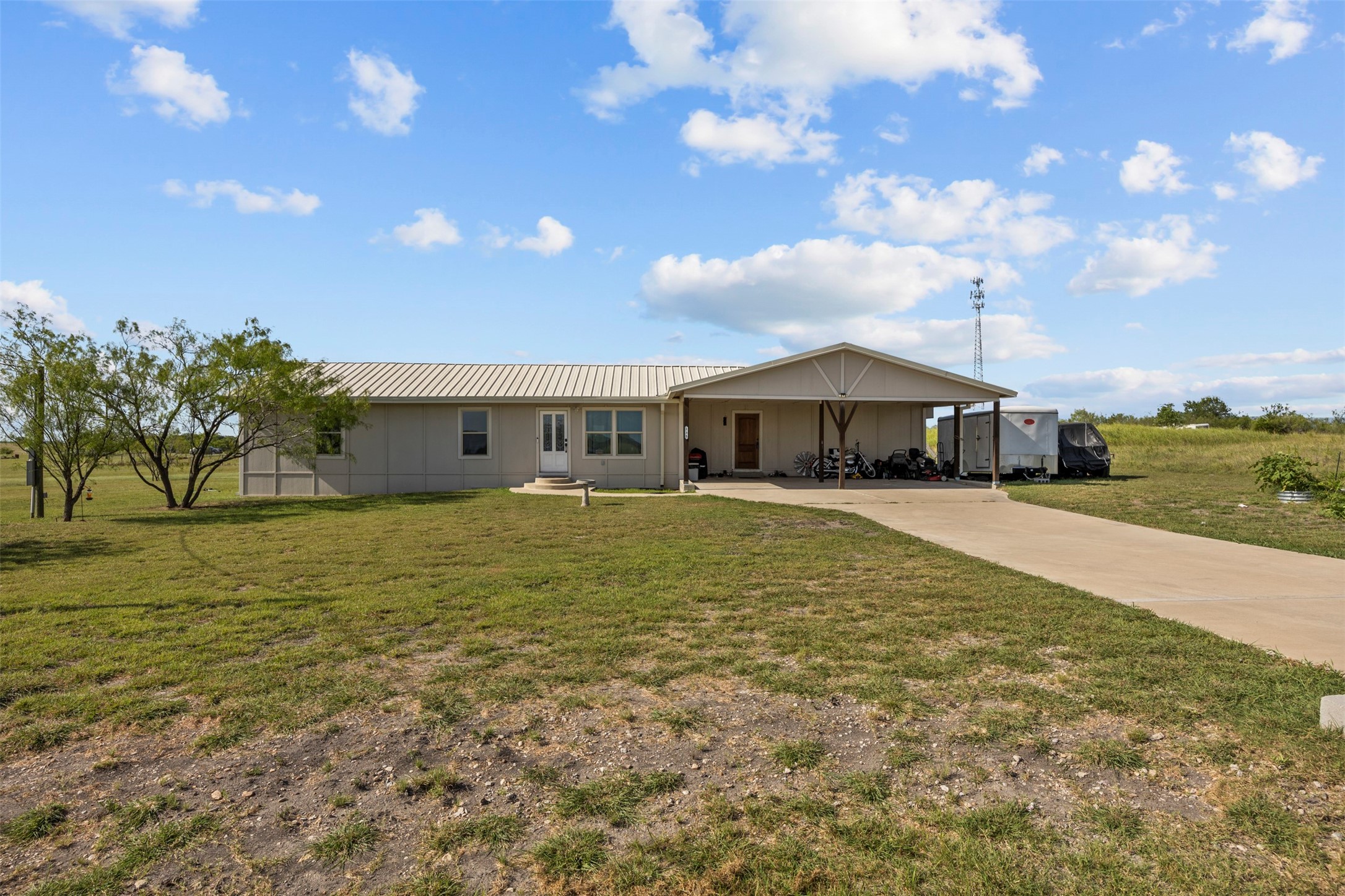 235 Alton Lane Ennis TX 75119