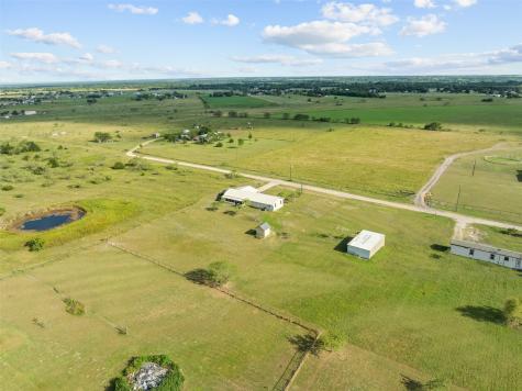 235 Alton Lane Ennis TX 75119