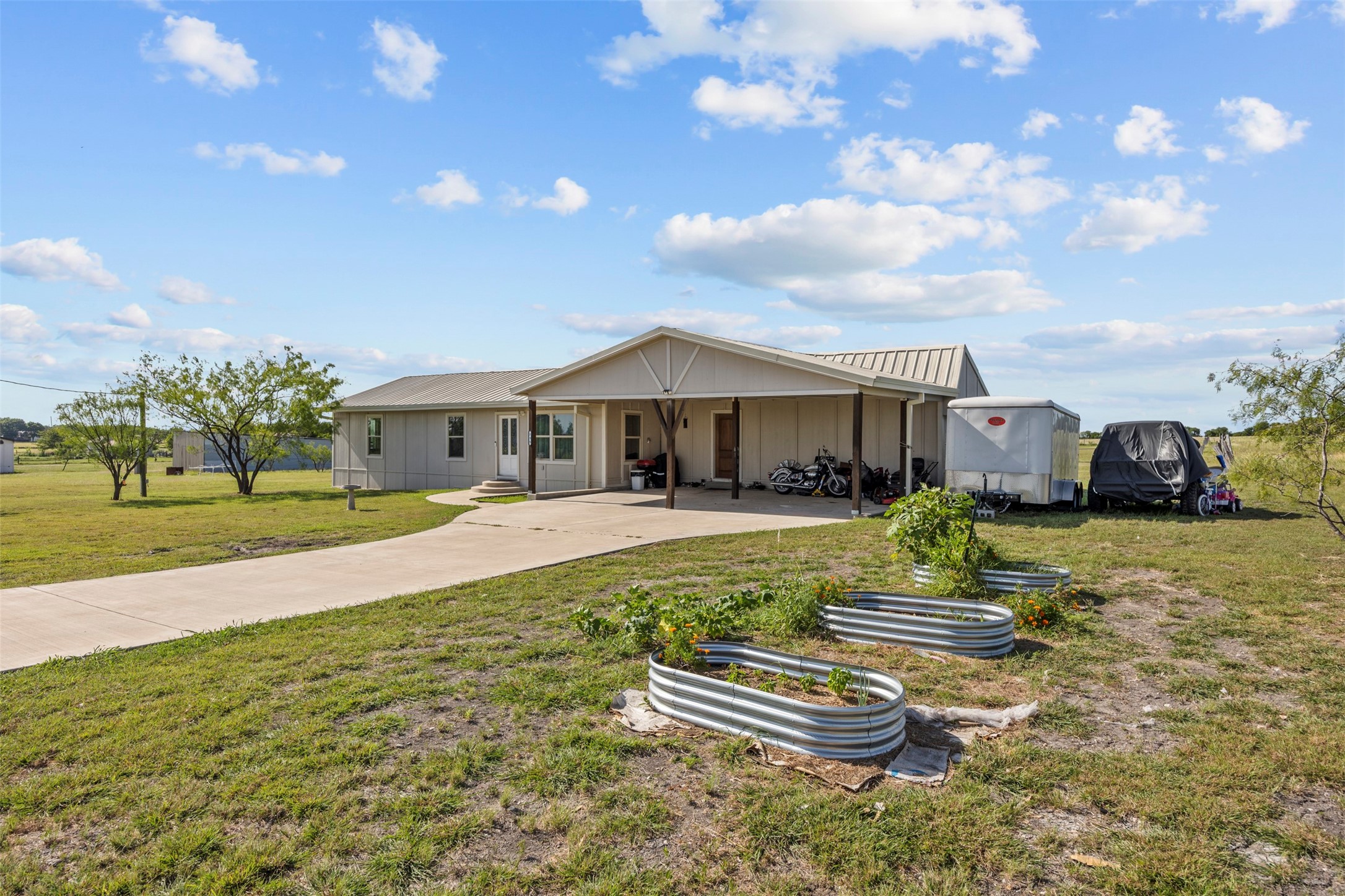 235 Alton Lane Ennis TX 75119