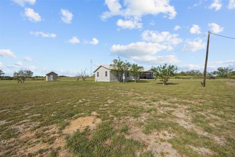 235 Alton Lane Ennis TX 75119