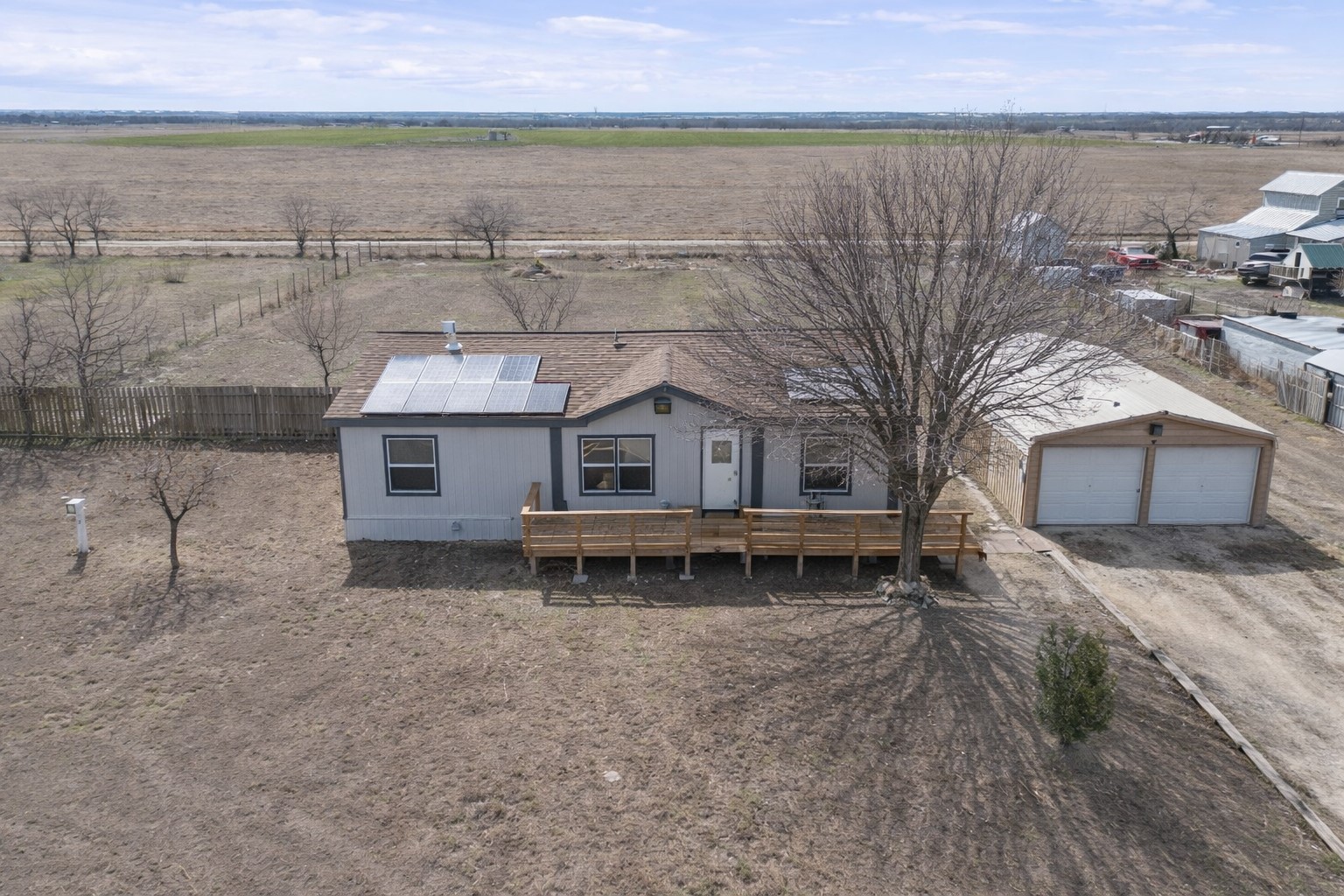 242 Private Road 4732 Rhome TX 76078