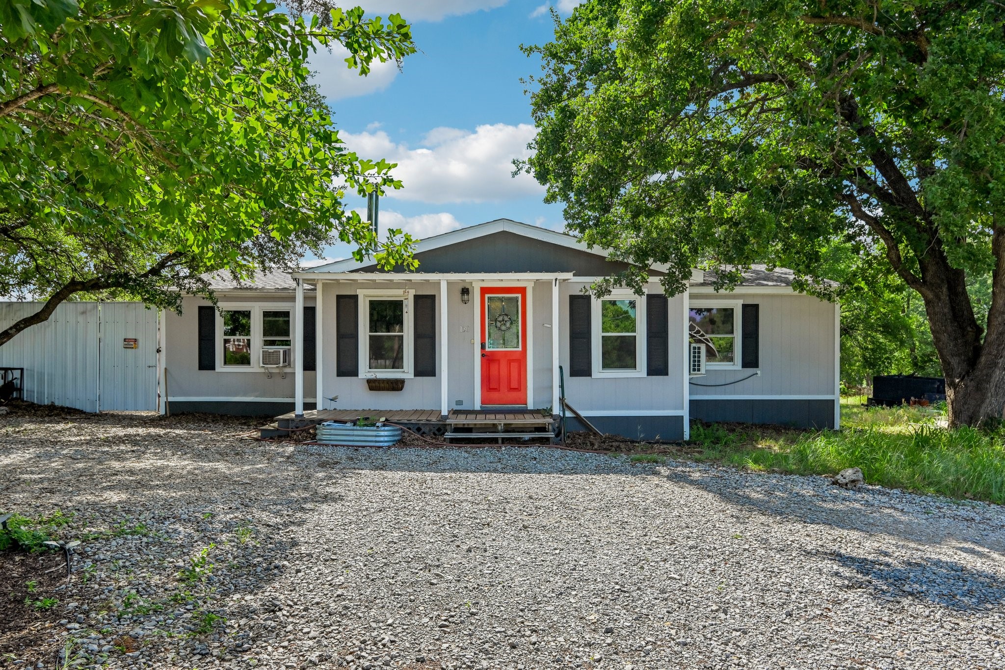 128 Gunnison Court Azle TX 76020