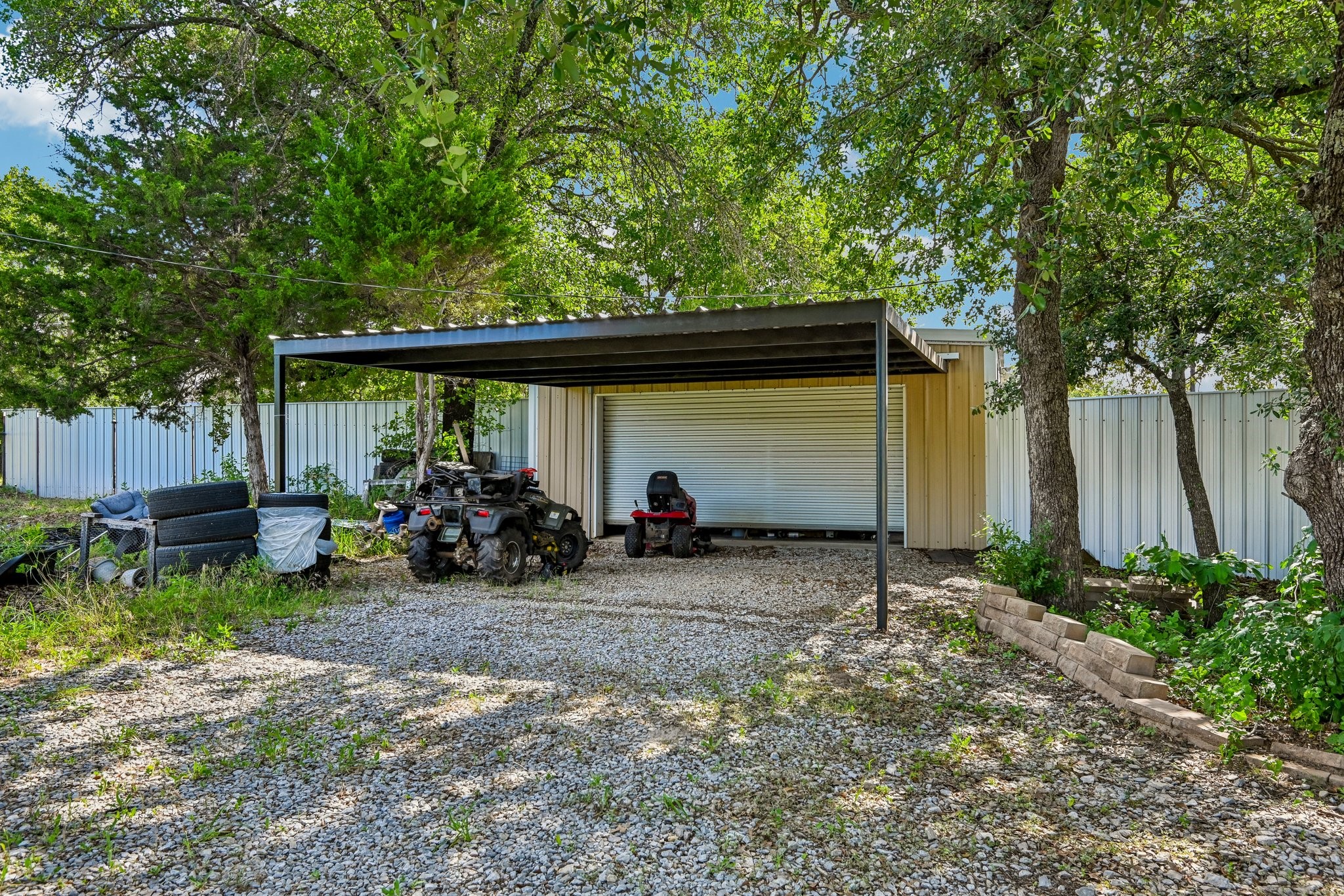 128 Gunnison Court Azle TX 76020