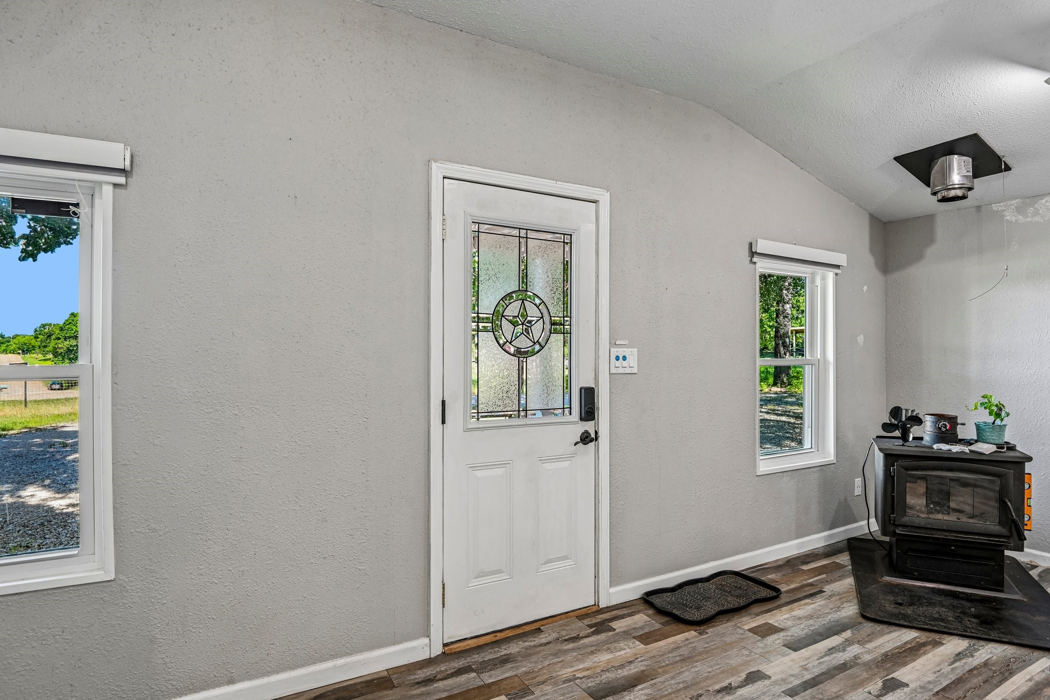 128 Gunnison Court Azle TX 76020