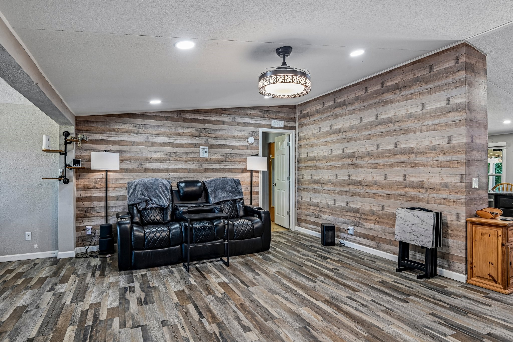 128 Gunnison Court Azle TX 76020