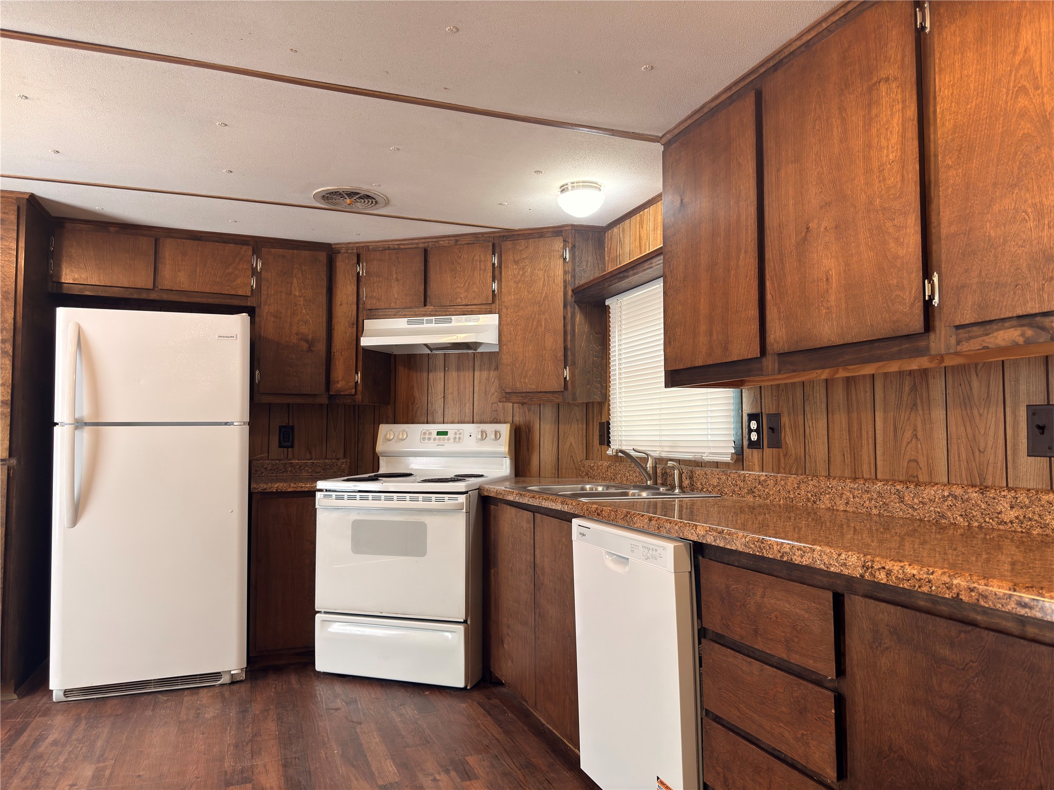 1300 Red Hawk Bay Drive West Tawakoni TX 75474