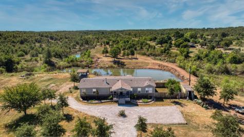 1761 Hildreth Pool Road Bowie TX 76230