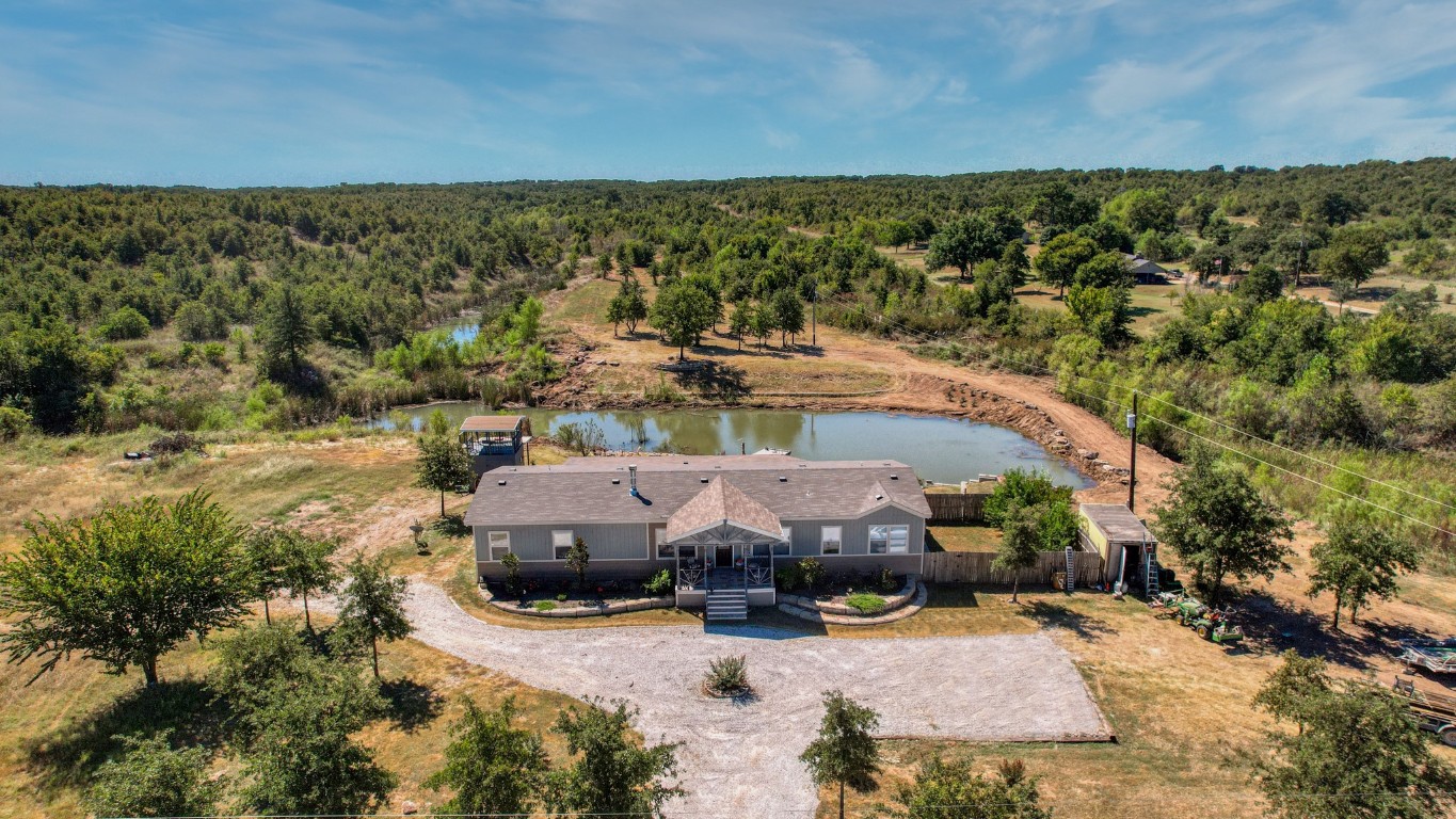 1761 Hildreth Pool Road Bowie TX 76230
