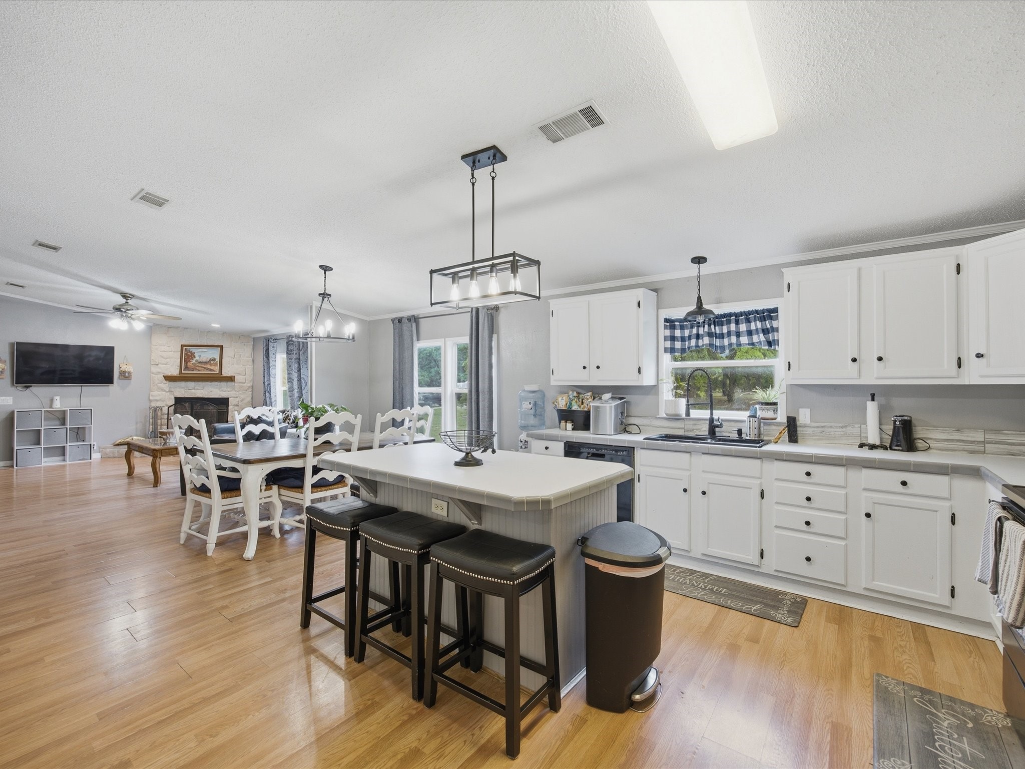 465 Private Road 2698 Alvord TX 76225