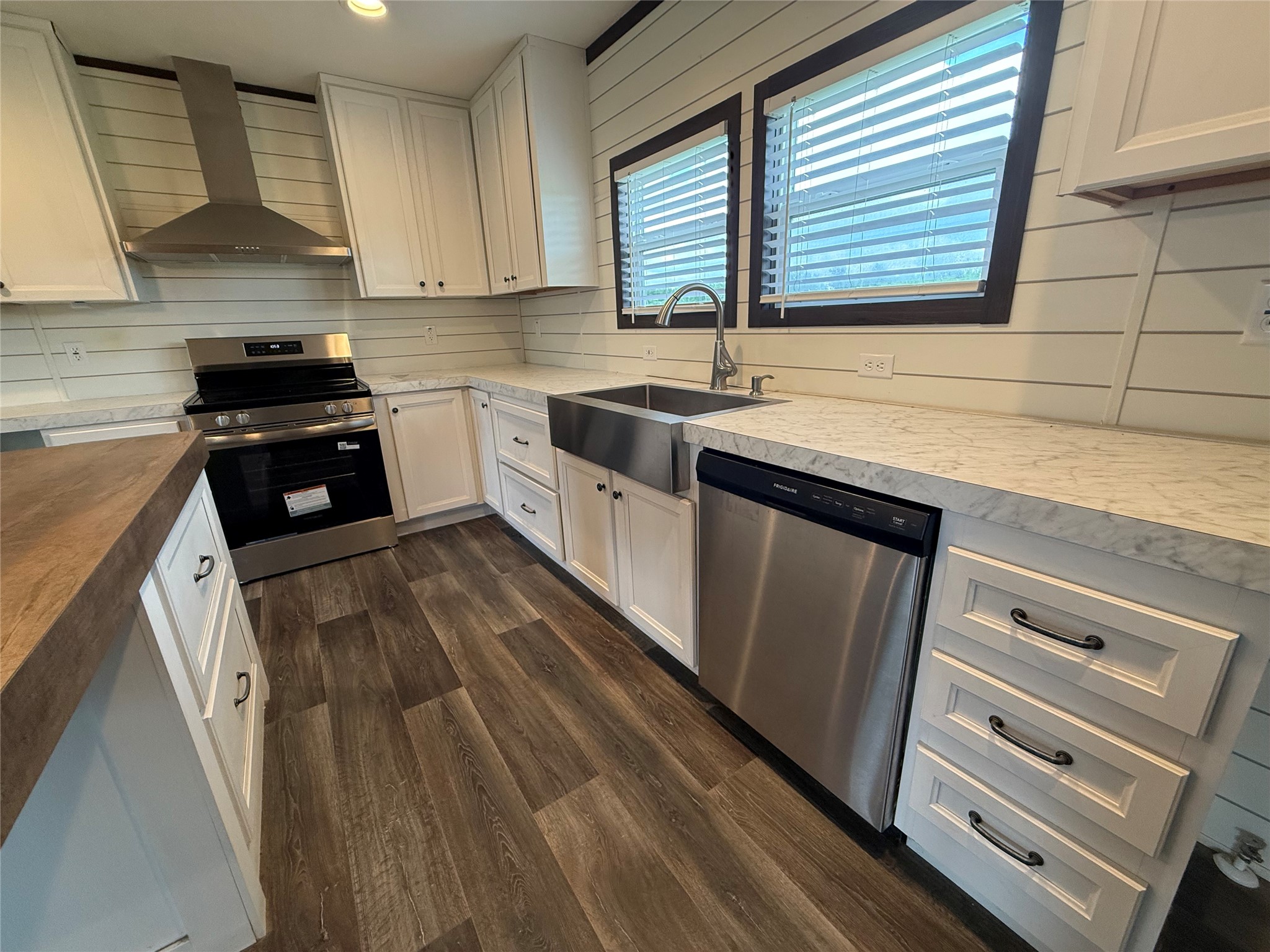 7056 County Road 2160 Richland TX 76681