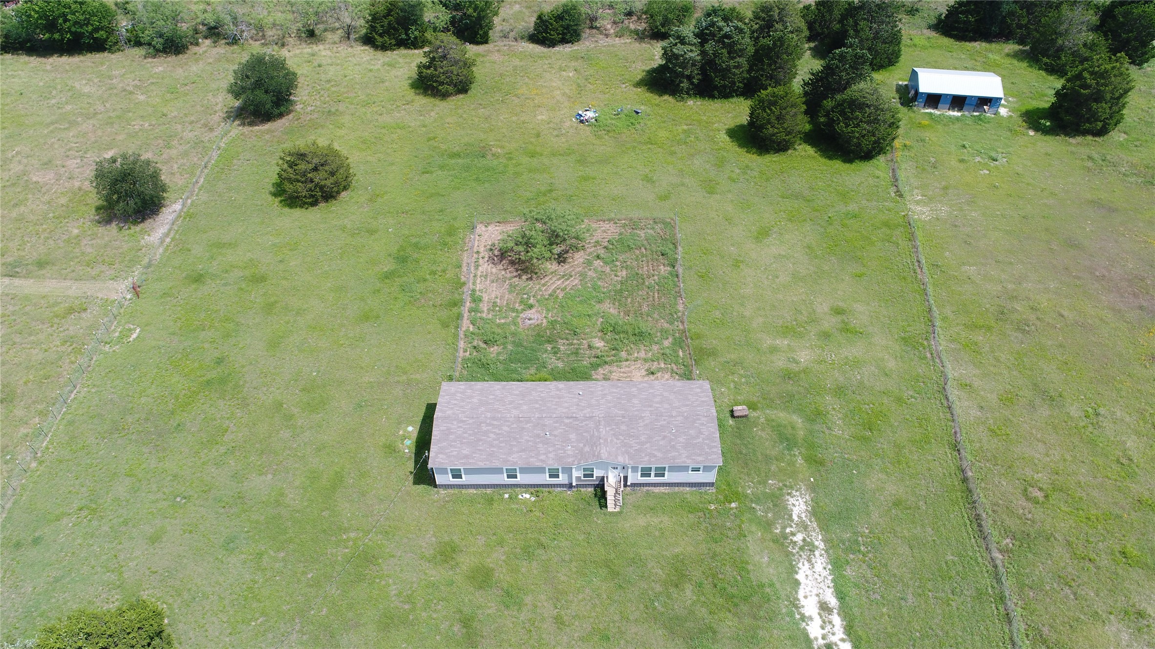 7056 County Road 2160 Richland TX 76681