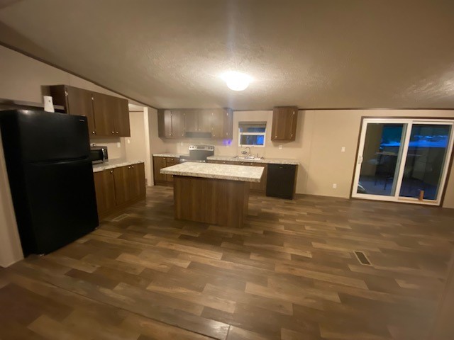 111 Pine Street Ravenna TX 75476
