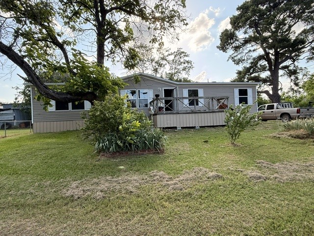 111 Pine Street Ravenna TX 75476