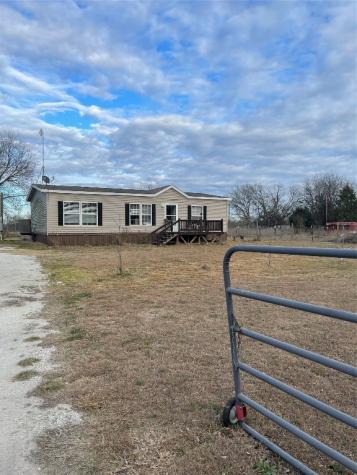 777 SW County Road 4290 Dawson TX 76639