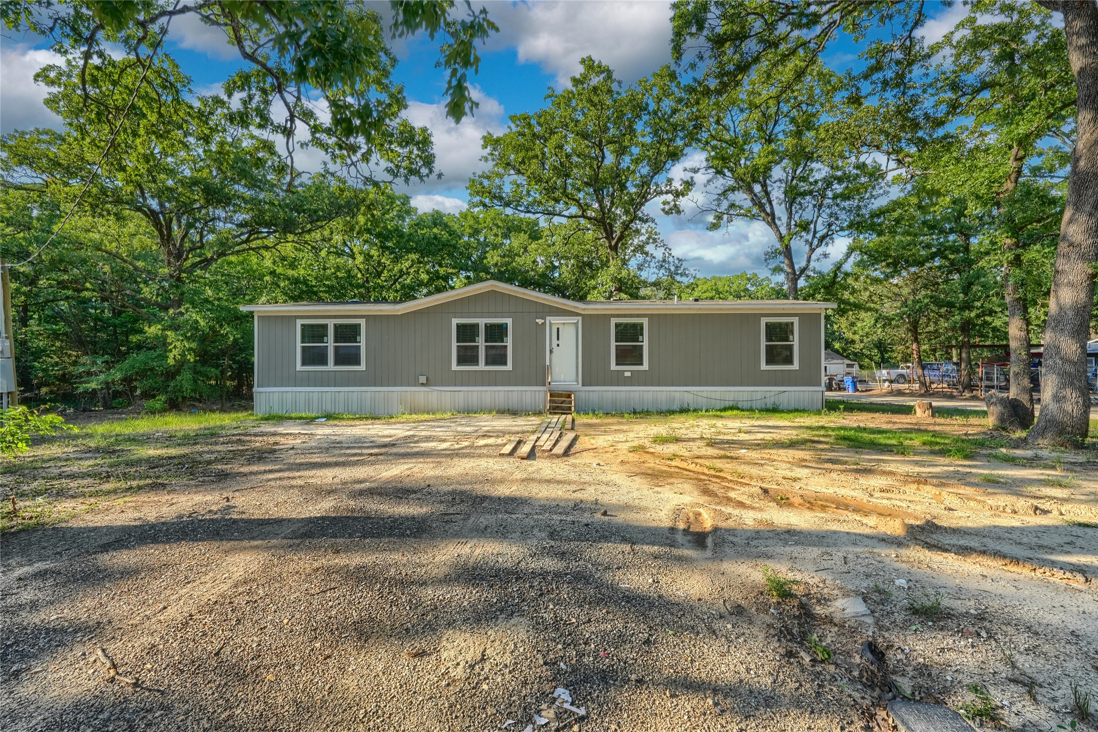 1808 Grady Road Hawk Cove TX 75474