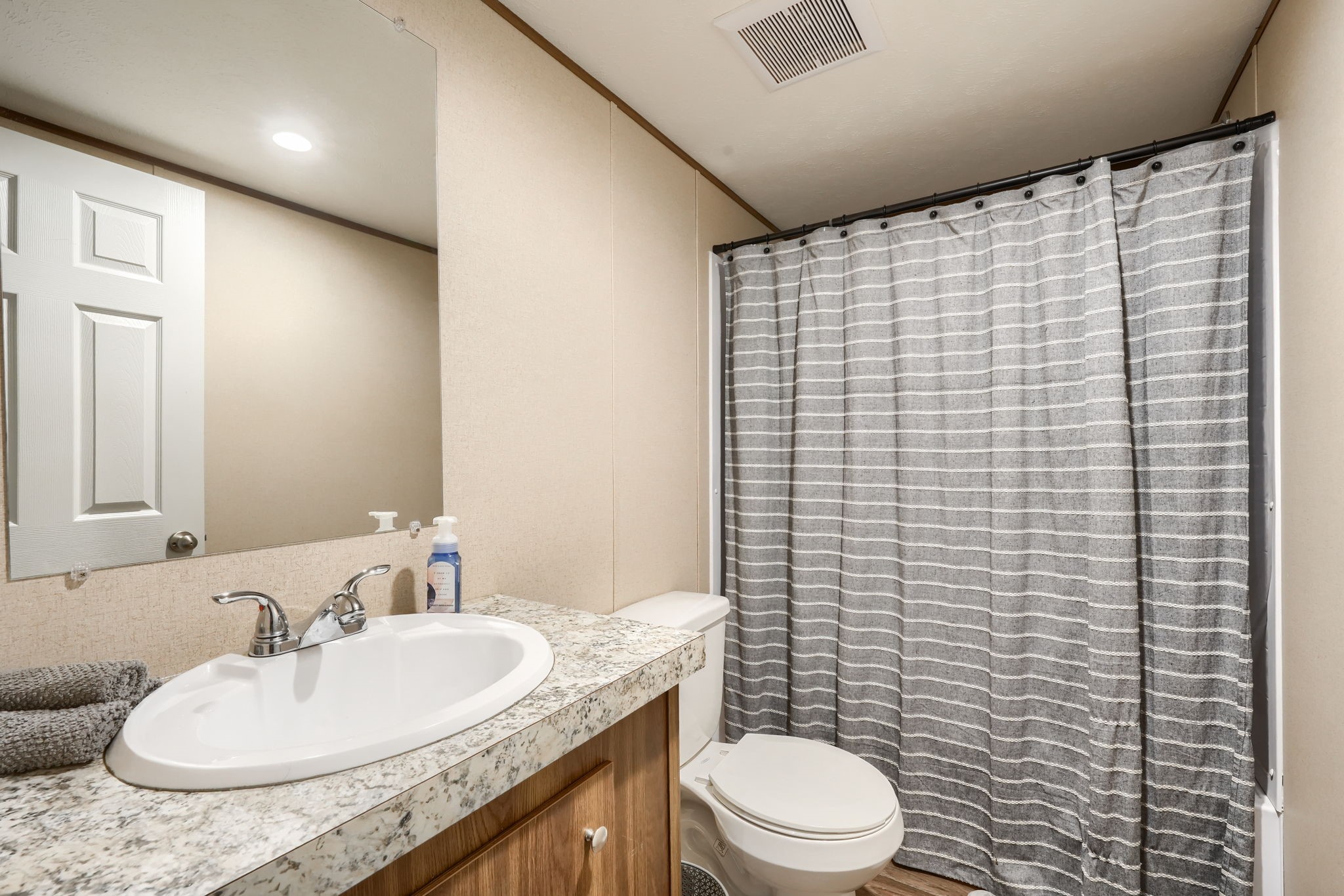 1808 Grady Road Hawk Cove TX 75474