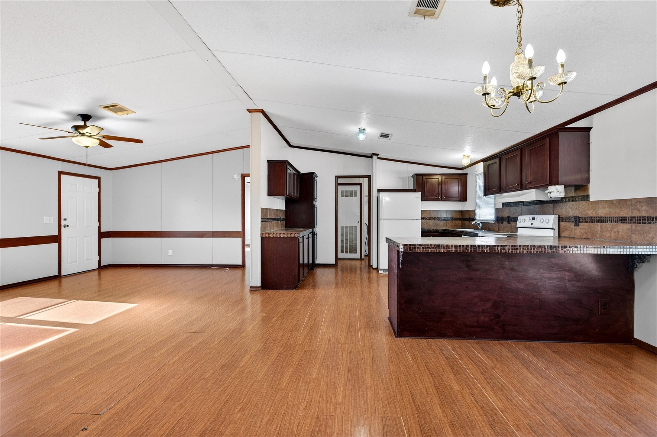315 Glenwood Street Gainesville TX 76240