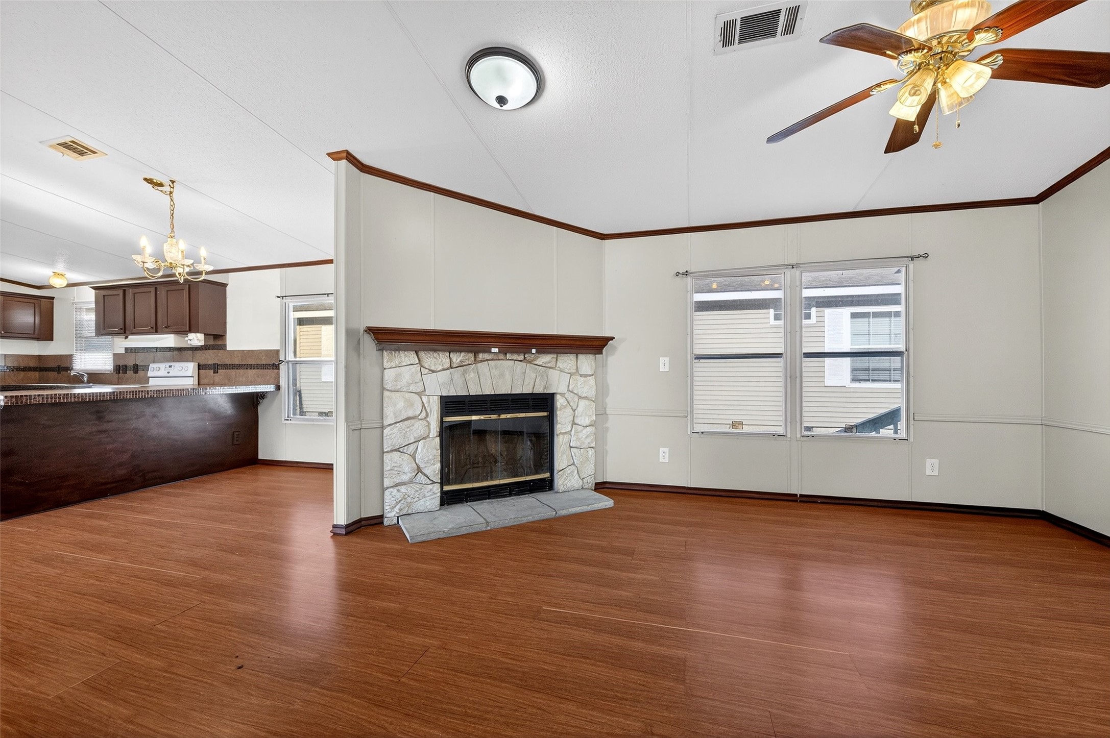 315 Glenwood Street Gainesville TX 76240
