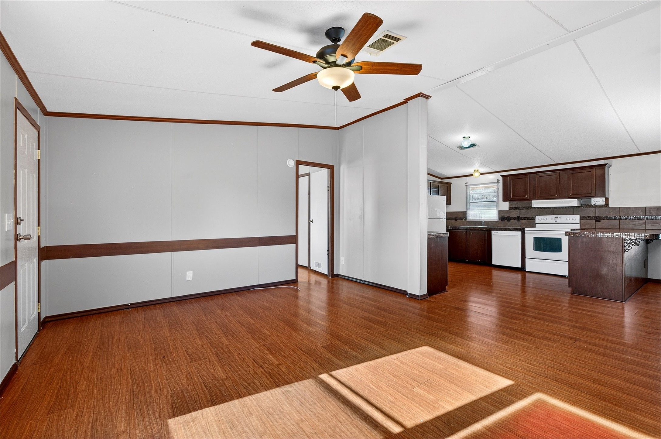 315 Glenwood Street Gainesville TX 76240
