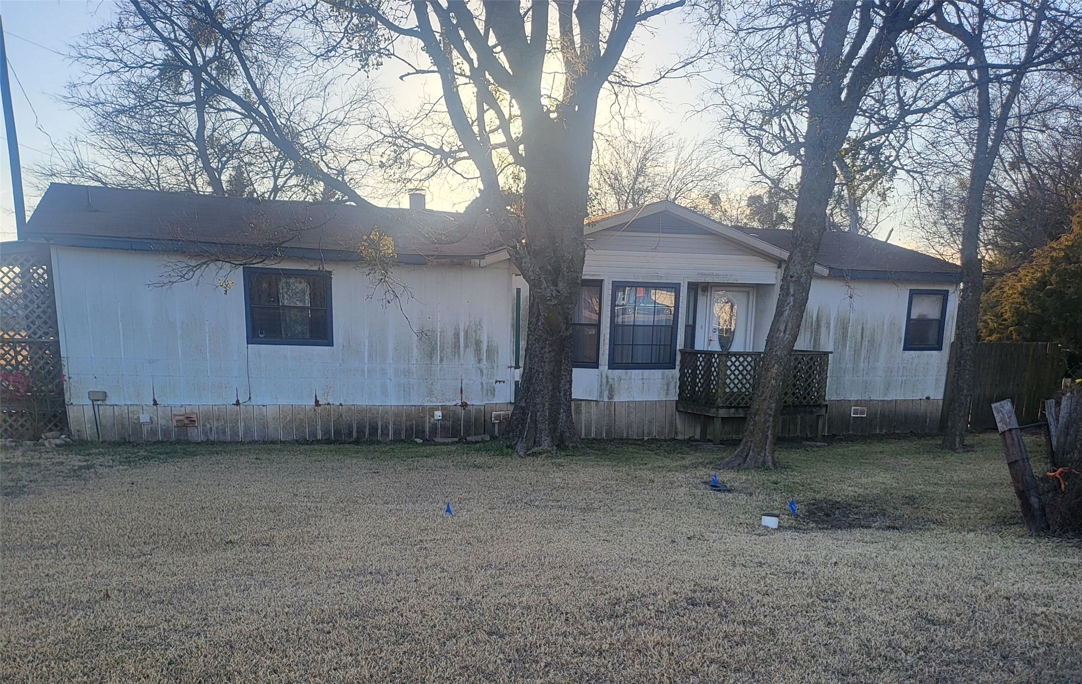 548 E Us Highway 69 Point TX 75472
