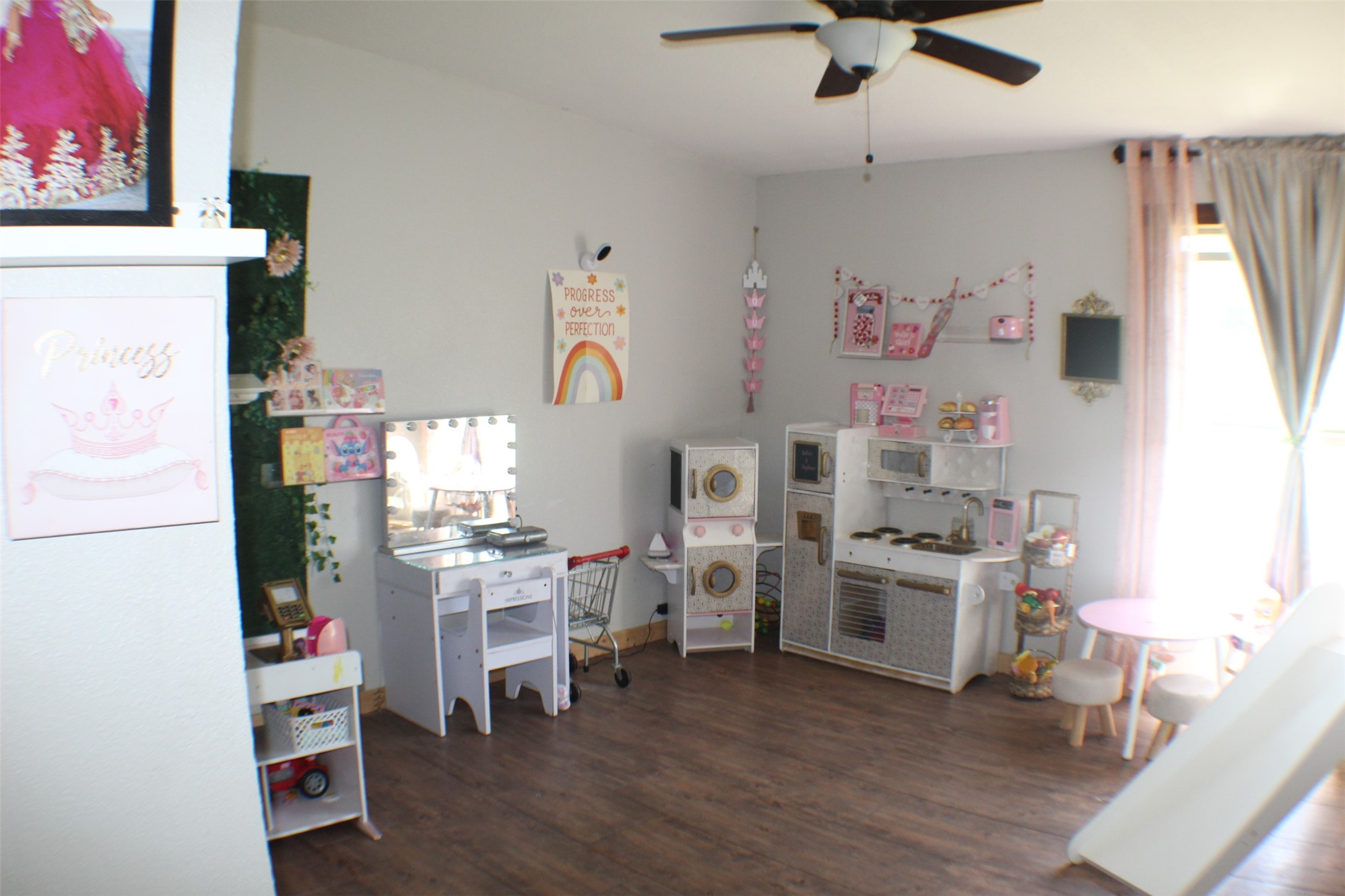 12360 Thomas Lane Scurry TX 75158