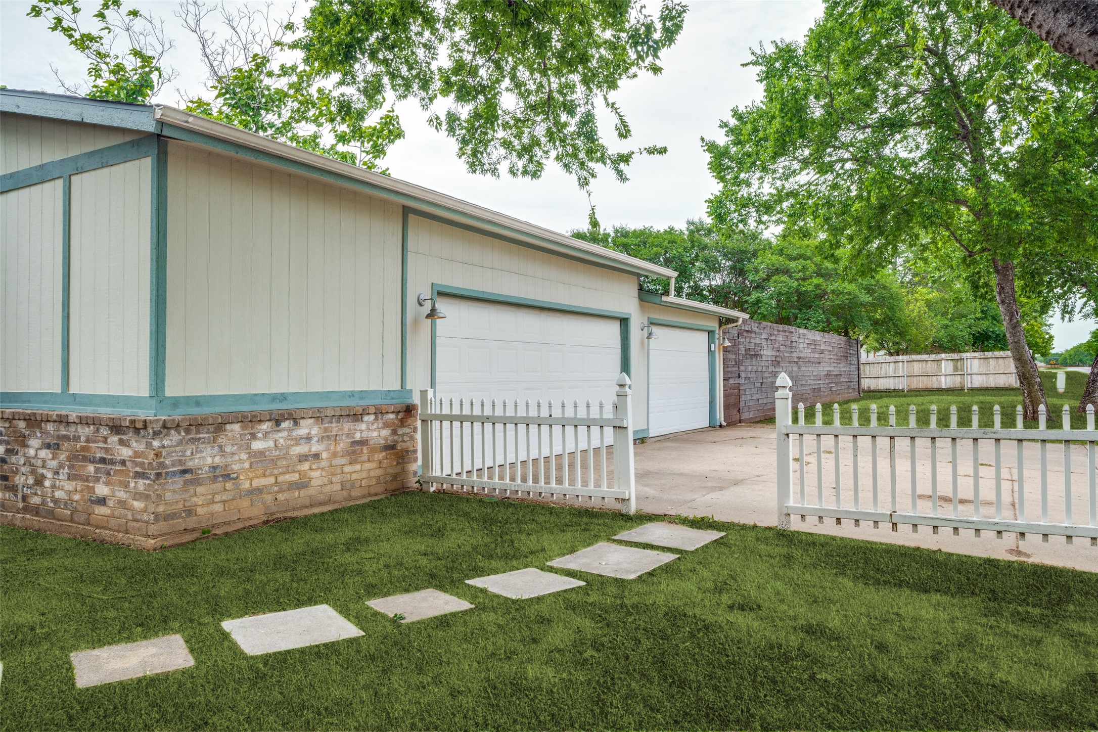 301 Darrell Road Roanoke TX 76262