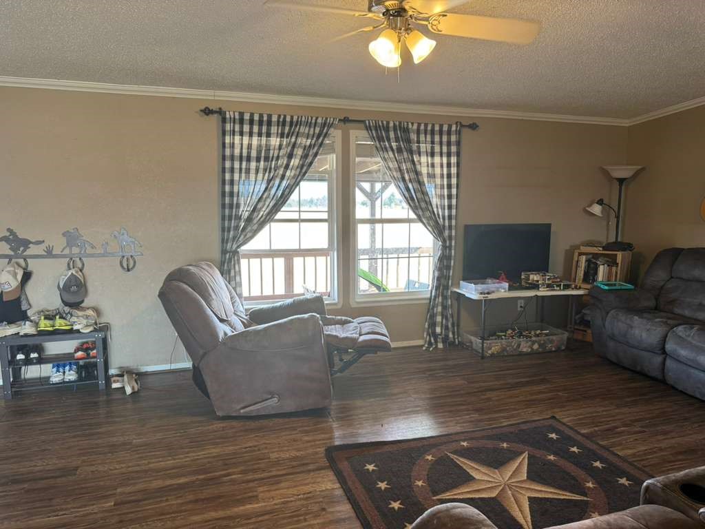 10821 County Road 2503 Eustace TX 75124