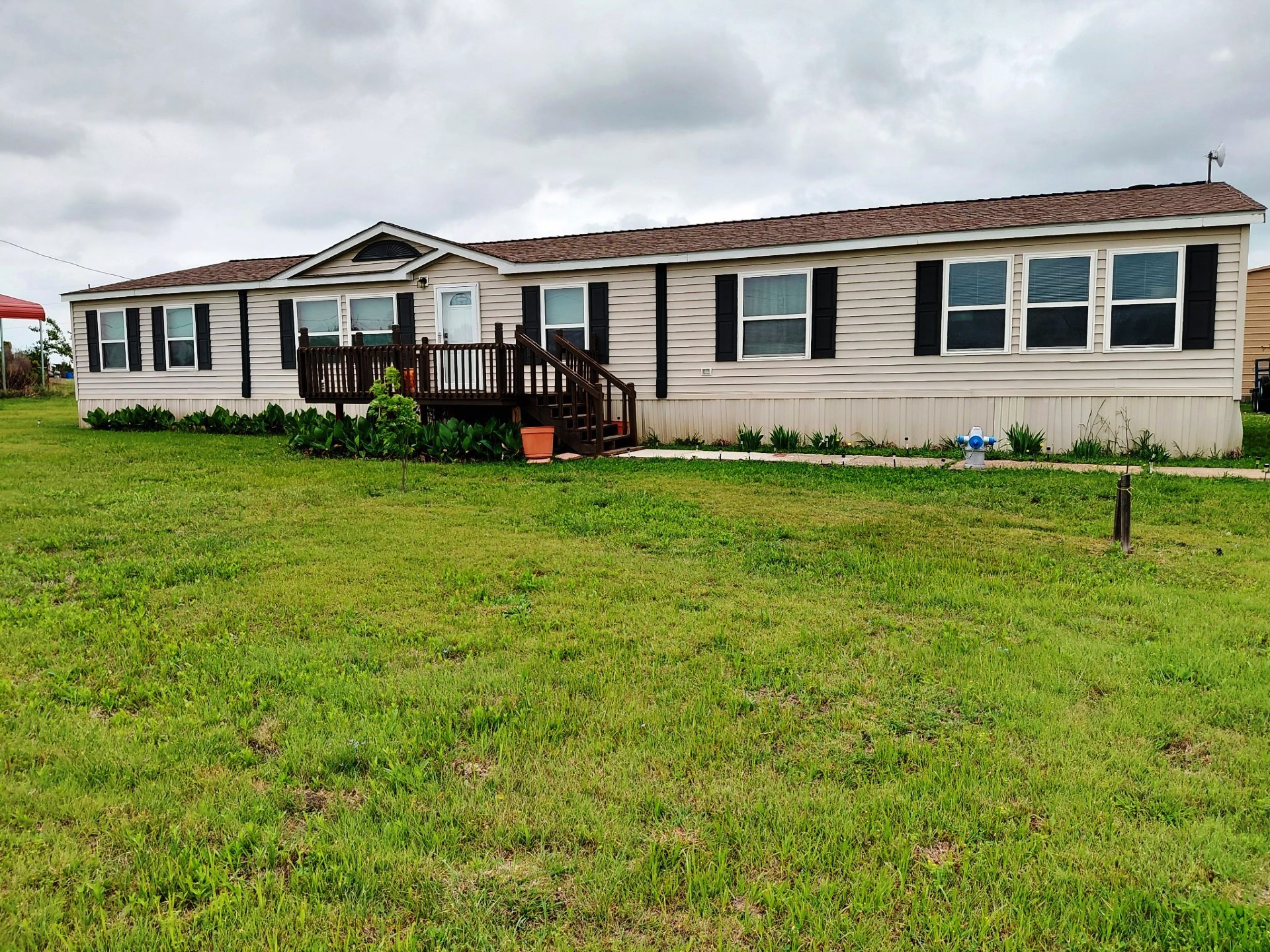 6141 County Road 593 Nevada TX 75173