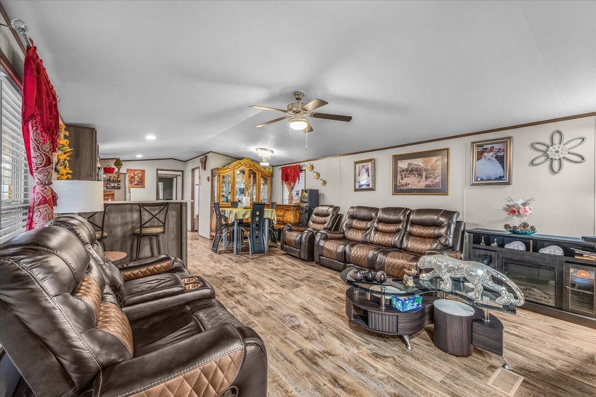4824 Red Oak Trail Weatherford TX 76087