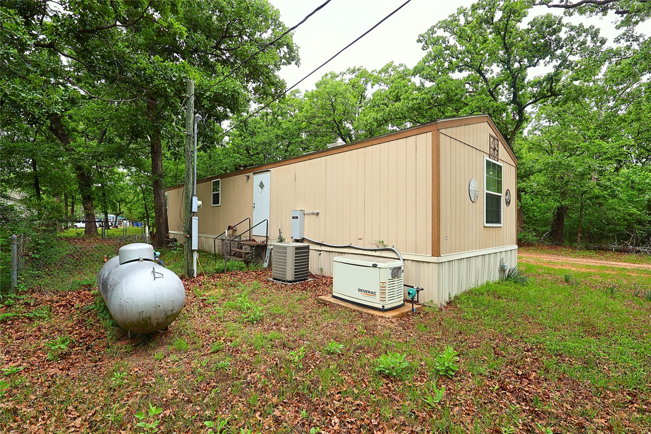 13990 Daniel Boone Lane Log Cabin TX 75148