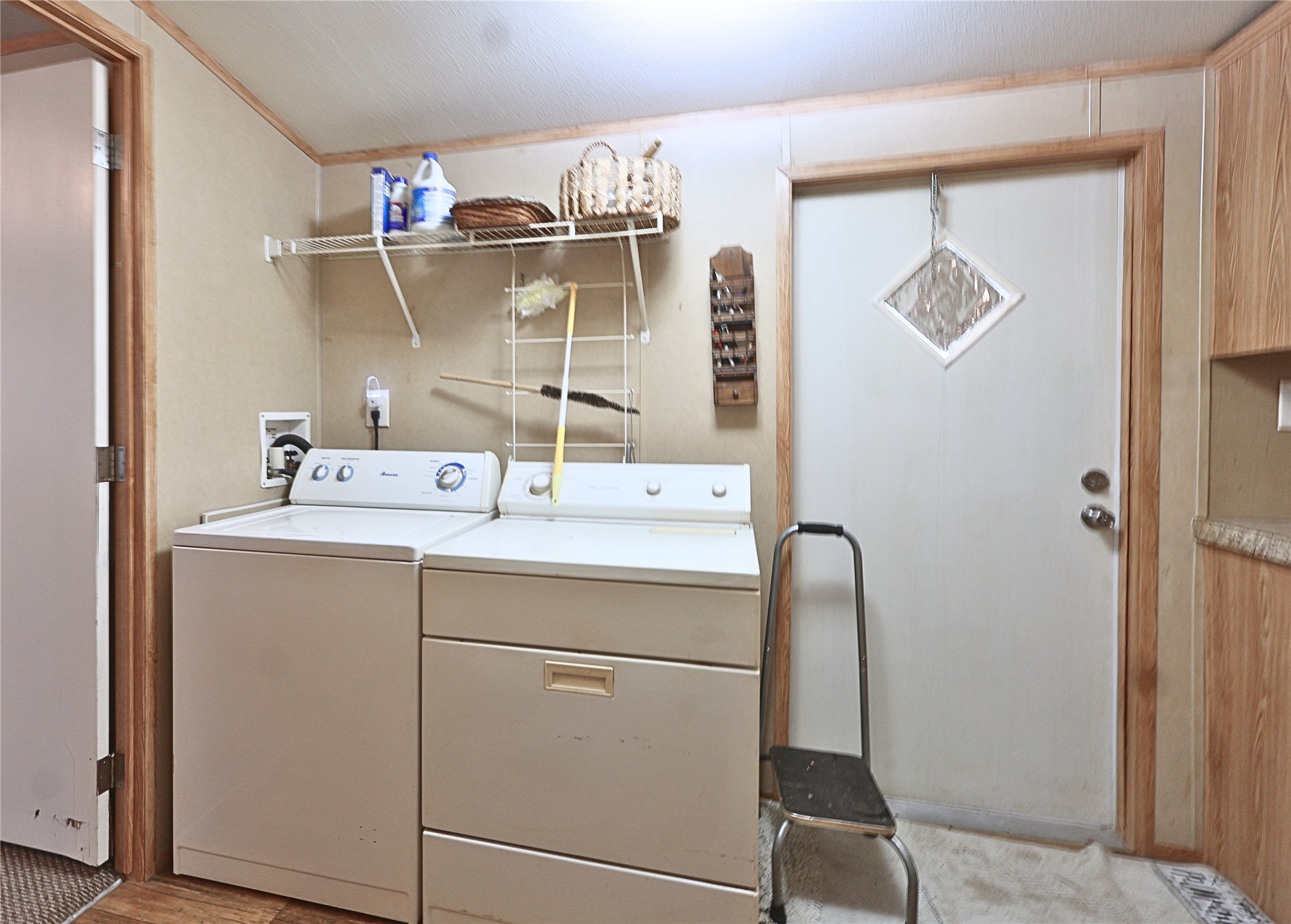 13990 Daniel Boone Lane Log Cabin TX 75148