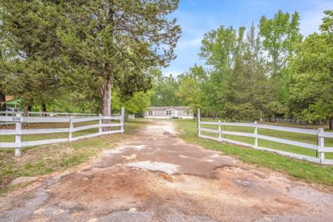 1058 Vz County Road 4125 Canton TX 75103