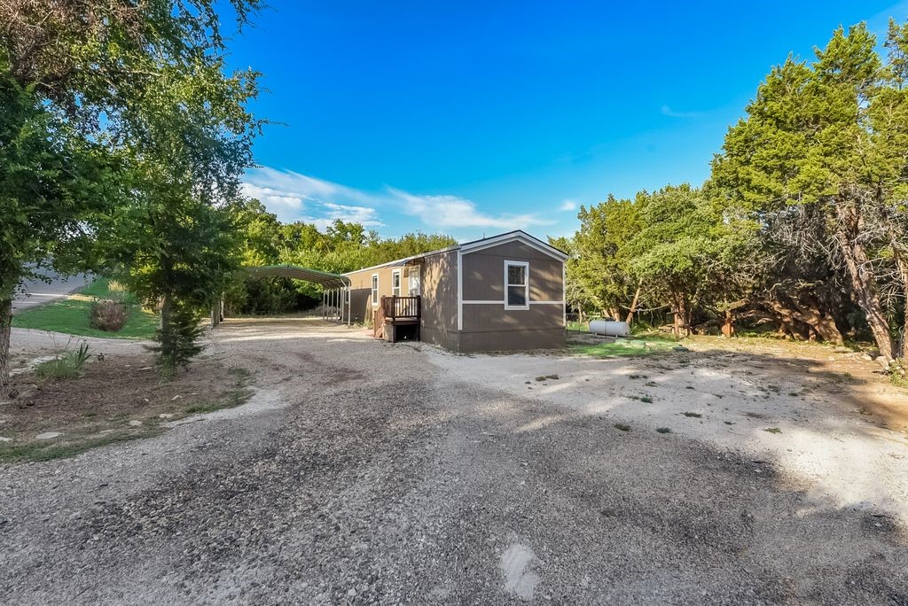 2409 Creekview Drive Granbury TX 76048